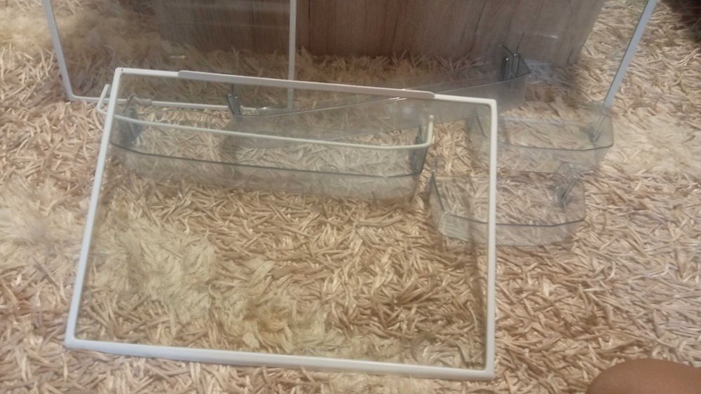 Szklane  półki do lodówki Amica