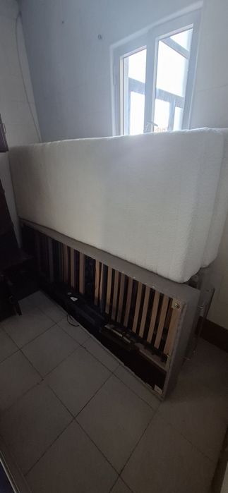 Conjunto de cama elétrica.