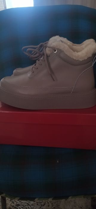 Шкіряні зимові чоботи