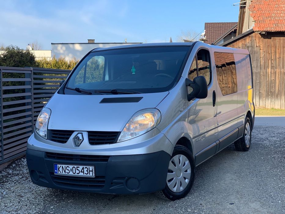 Renault Trafic 2,5 Long L2H1 ZAMIANA Brygadówka 6 Osobowy skrzynia 6 biegowa Klima