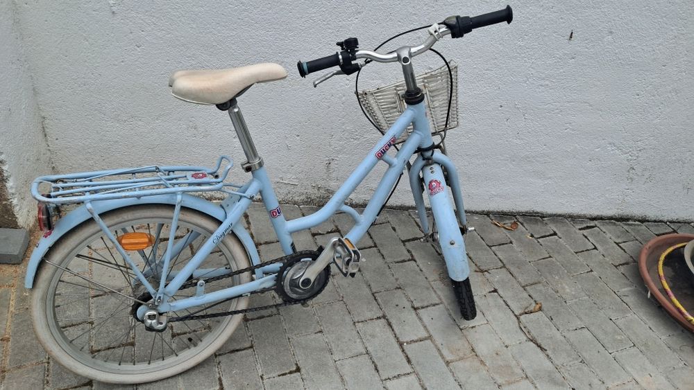 Bicicleta de menina roda 20"
