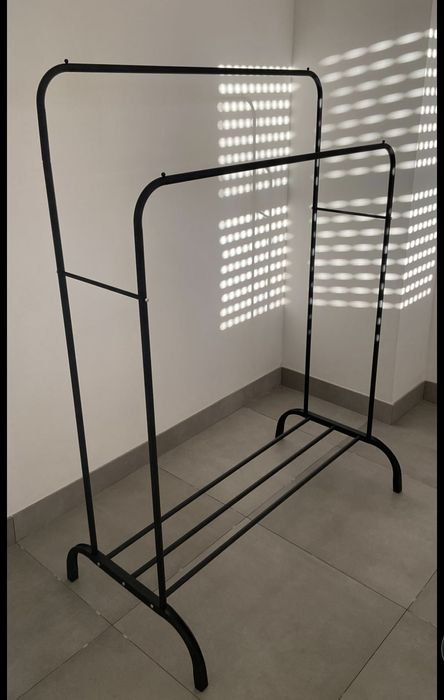 Charriot cabide com sapateira preto 150 x 110 x 54 cm NOVO ENVIO GRÁTI