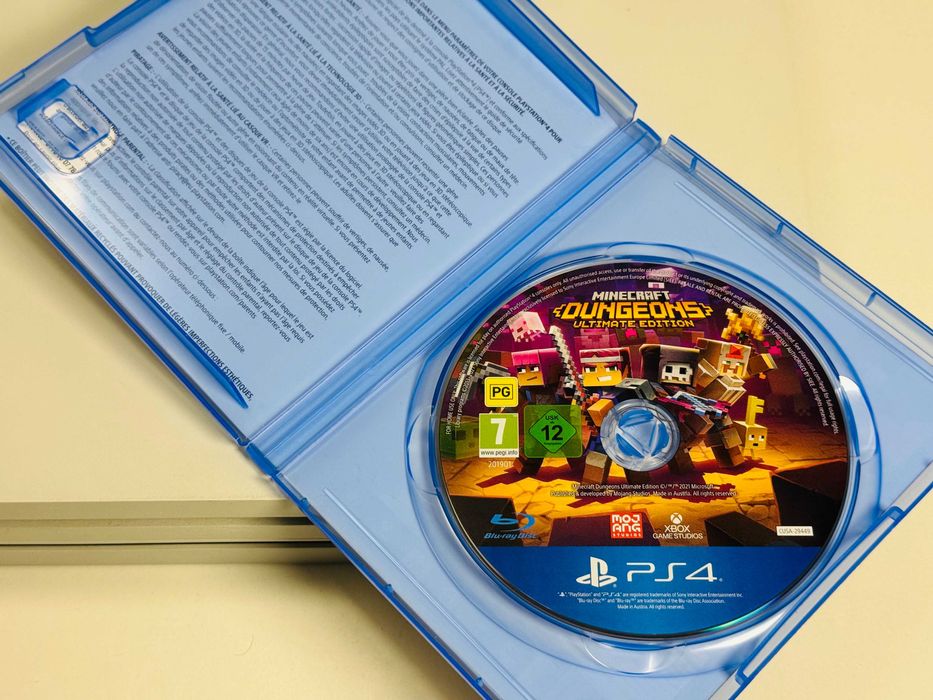 Gra Minecraft Dungeons Ultimate Edition PS4 PL