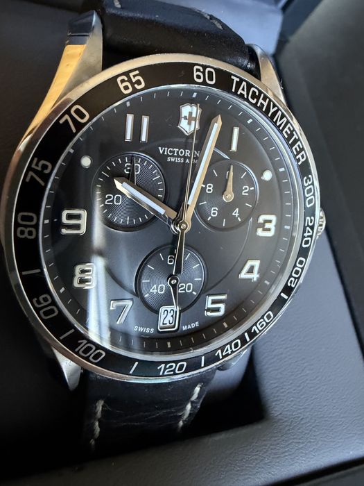 Zegarek Victorinox Swiss Army Tachymeter