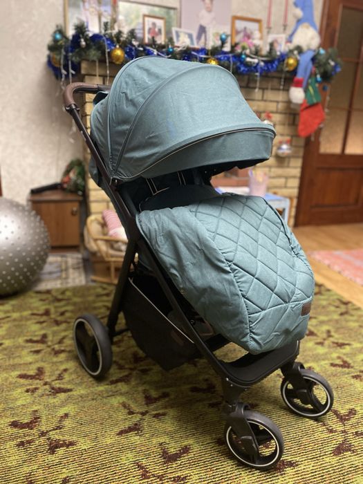 Коляска прогулочная Carrello Bravo