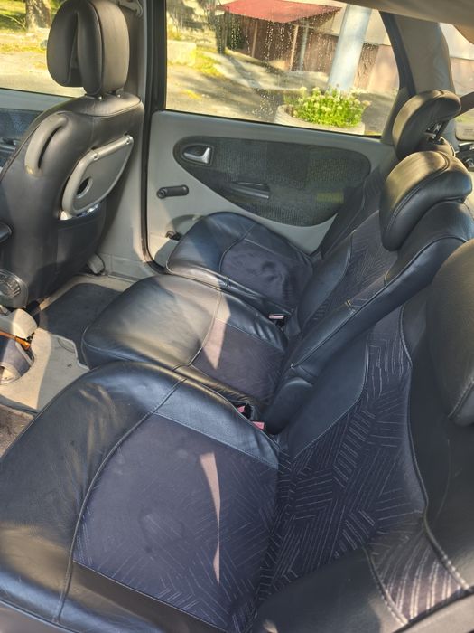 Renault Megane 2001 VIN VF1JA1H0525831004 фото оголошення 5 з 8