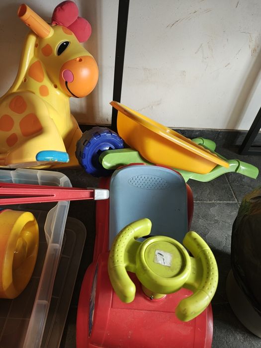 Brinquedos de bebé e criança
