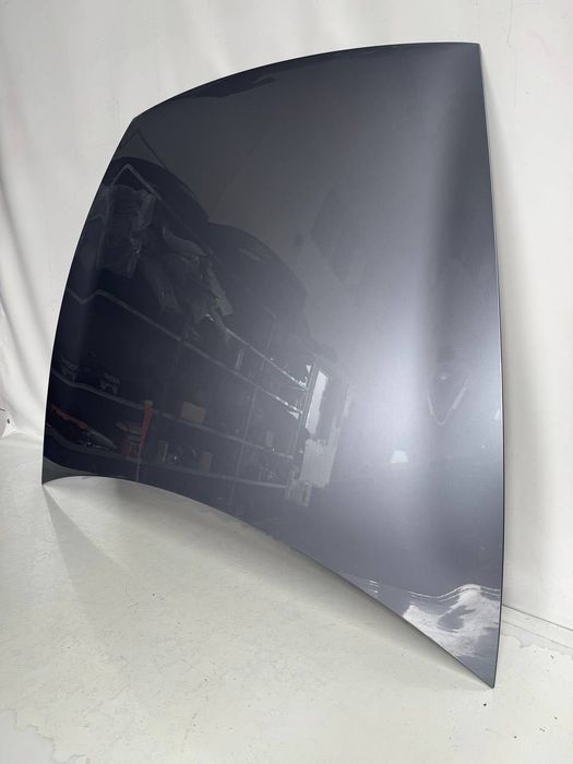 Продам капот на Tesla model Y Juniper