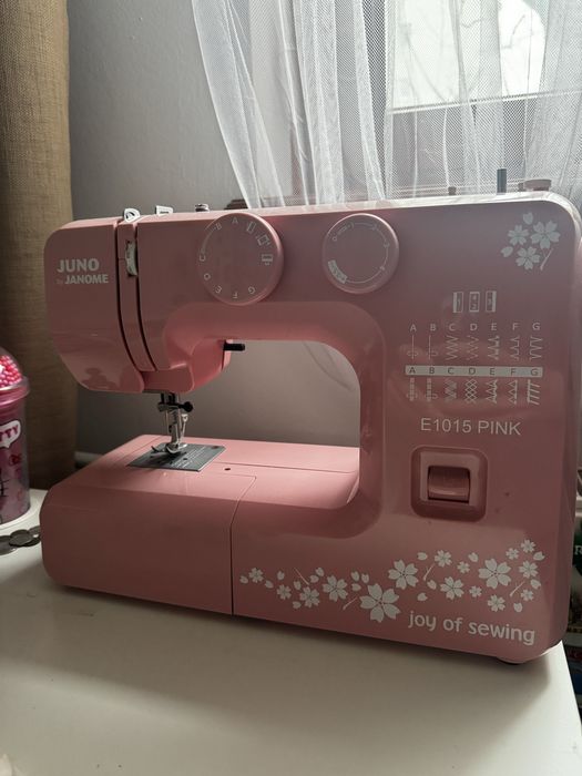 maszyna do szycia Juno by Janome E1015 Pink