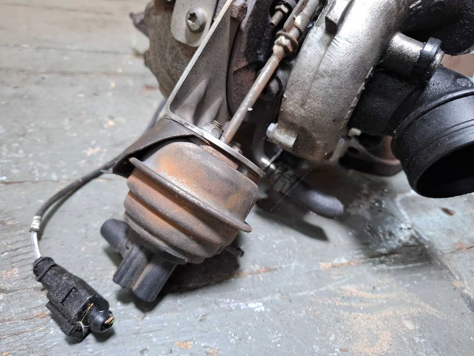 turbo turbina turbosprężarka audi seat skoda vw 2.0 tdi 170km BMN BMR