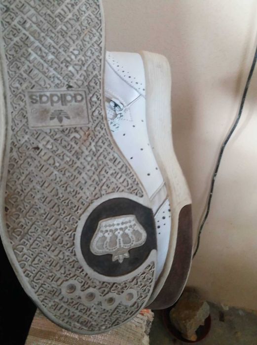 botins adidas brancas