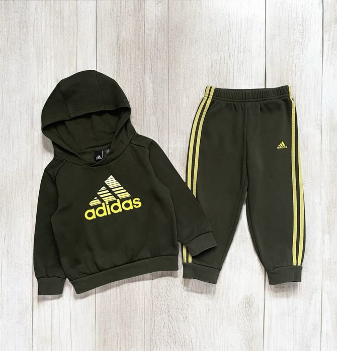 Костюм Adidas на флісі на 1,5-2 роки