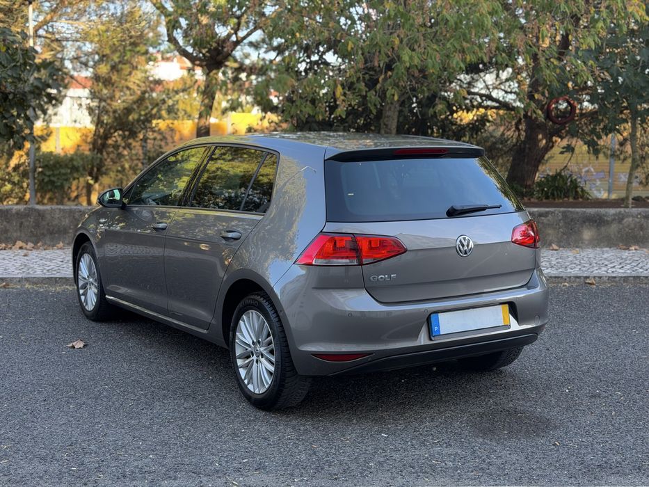 VW Golf 1.2 TSI Cup Edition Bluemotion foto 2