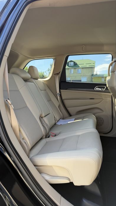 Jeep Grand Cherokee Джип Гранд Чірокі LAREDO 4*4 2019 р 3.6 V6 Газ/Бенз 8 АКПП (ZF)