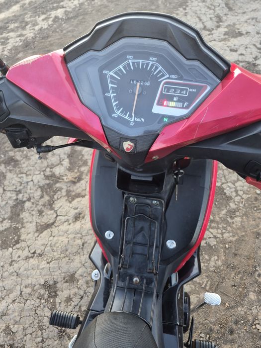 Продам мотоцикл forte 125( актів,напівавтомат)