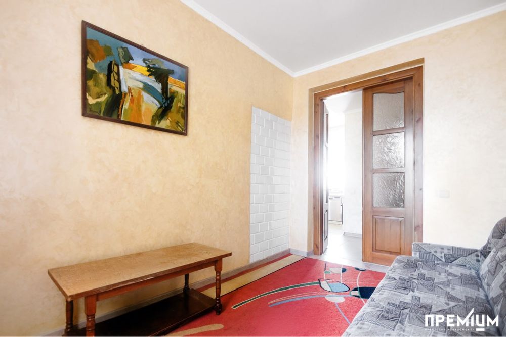 ПРОДАЖ Половина будинку 6 кімнат центр міста