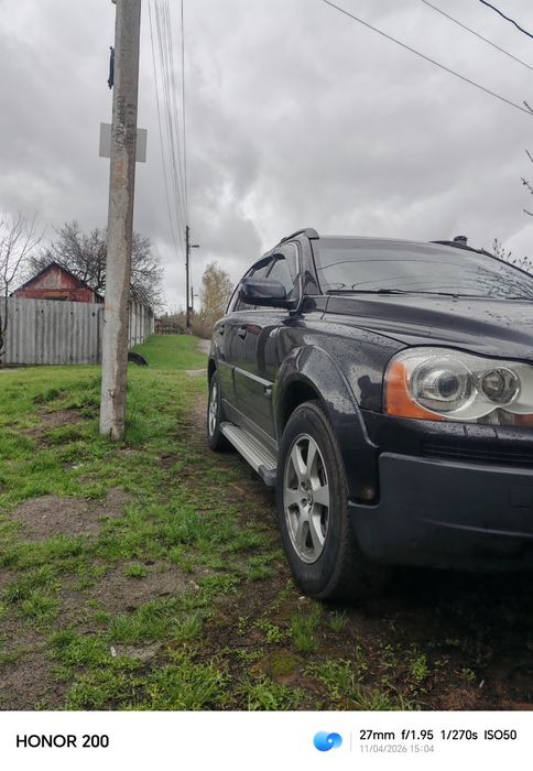 Автомобіль Вольво хс90