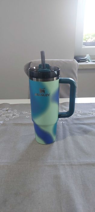 Stanley Kubek Ze Słomką 0,89L The Quencher H2.0 Flowstate Tumbler