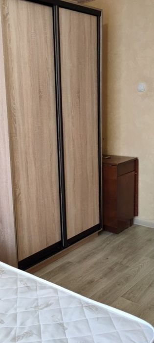 Здаю кімнату в гуртожитку