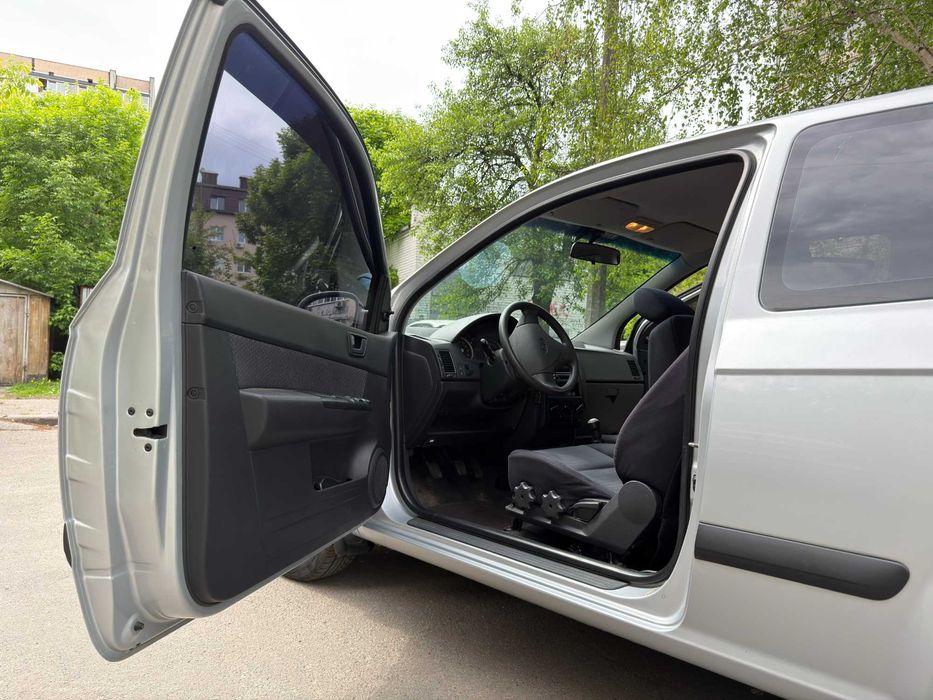 Hyundai Getz 1.1 - 2007г