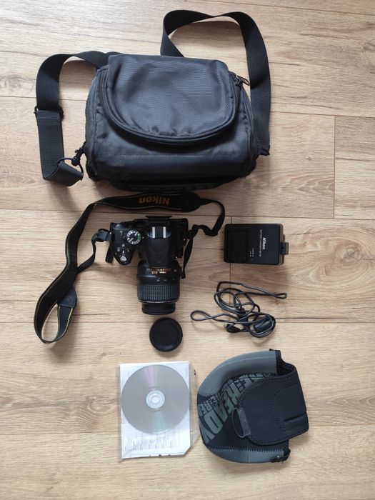 Lustrzanka D5100 z obiektywem 18-55mm