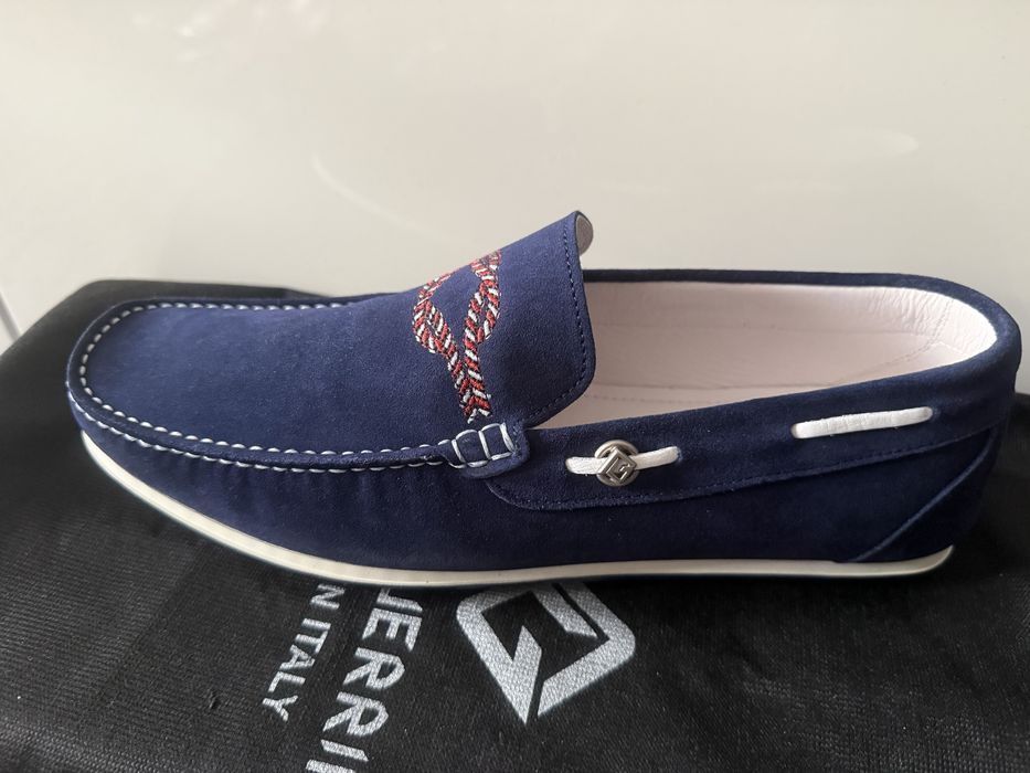 Продам Новые мужские итальянские  макасины