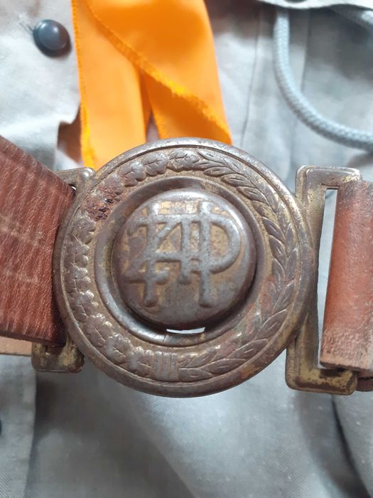 Mundur mundurki zucha harcerski ZHP z czasów PRL  lata 70-80 -te 2 szt