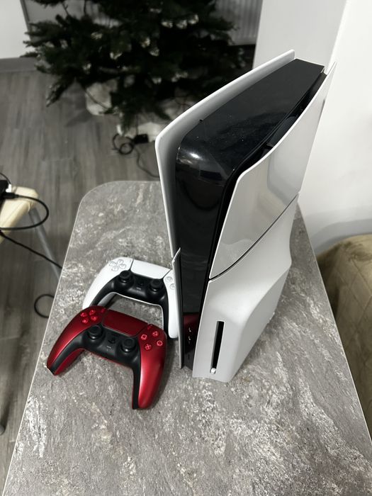 PlayStation 5 1TB версия с дисководом