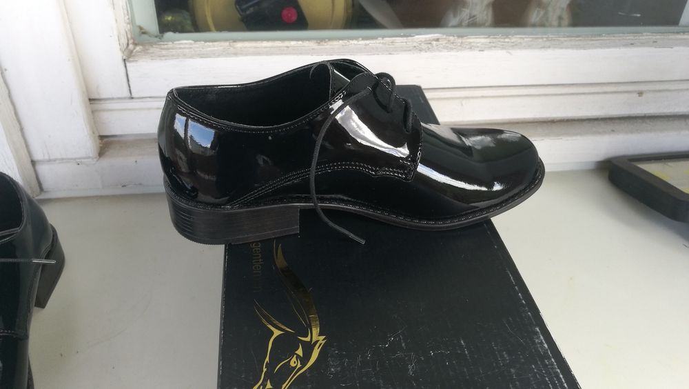 Emel buty lakierki młodzieżowe,Nowe