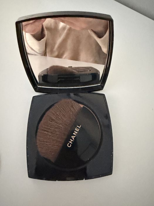 Puder Chanel Les Beiges B20