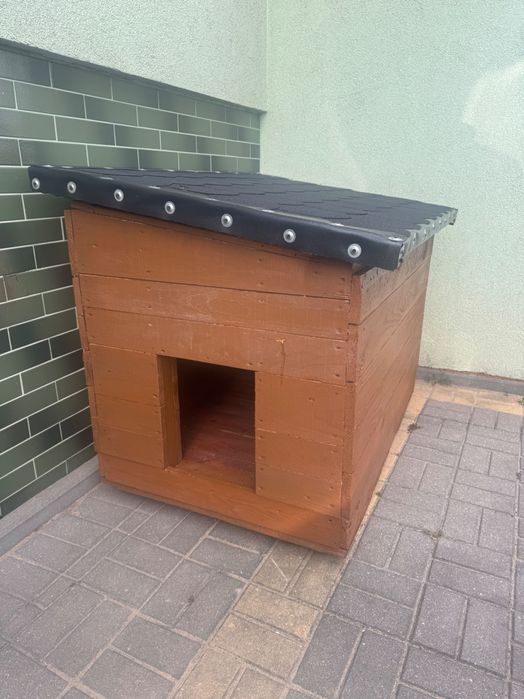 Ocieplana buda dla psa, z otwieranym dachem, solidna