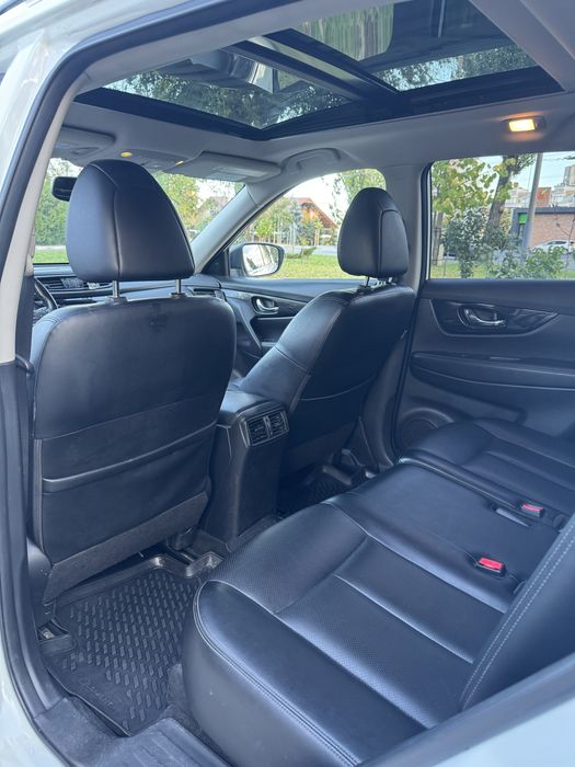 Nissan rogue 2018