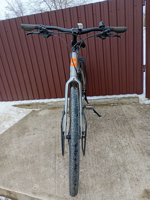 Велосипед спортивний.