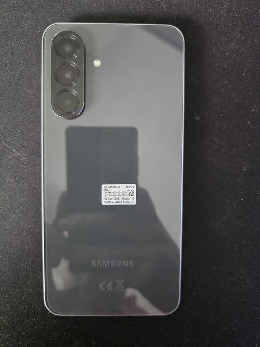 Troco Samsung A56 256GB c/ Garantia por Iphone
