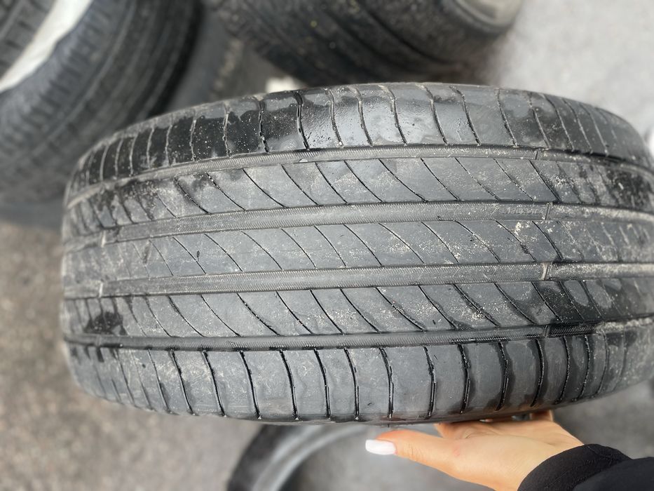 Michelin 235/40/19