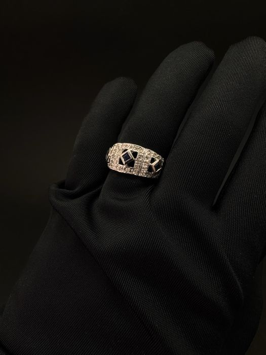 Золота каблучка / золотое кольцо / діаманти / бриллианты / сапфир