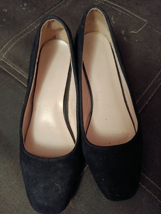 Жіночі туфлі 37 розміру