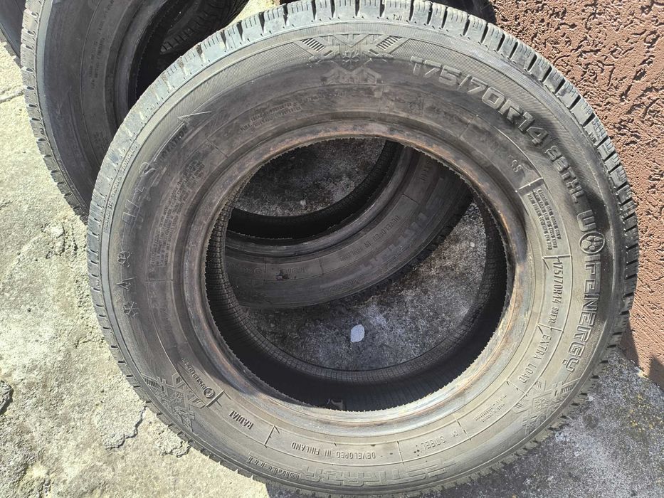 Резина зима 175/70 R 14 в чудовому стані