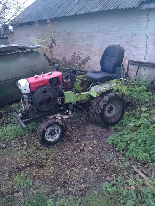 Минитрактор Зубр 12