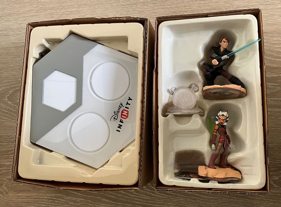 Disney Infinity: 3.0 Edition: Star Wars Saga Bundle (PS4)