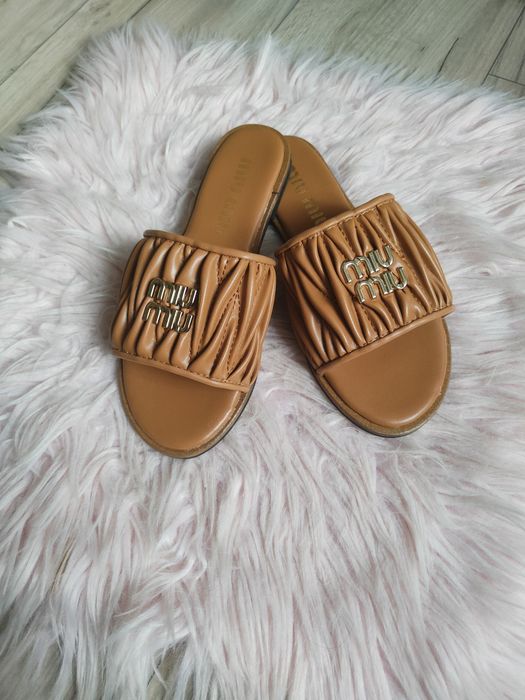 Nowe klapki miu miu 36 karmel