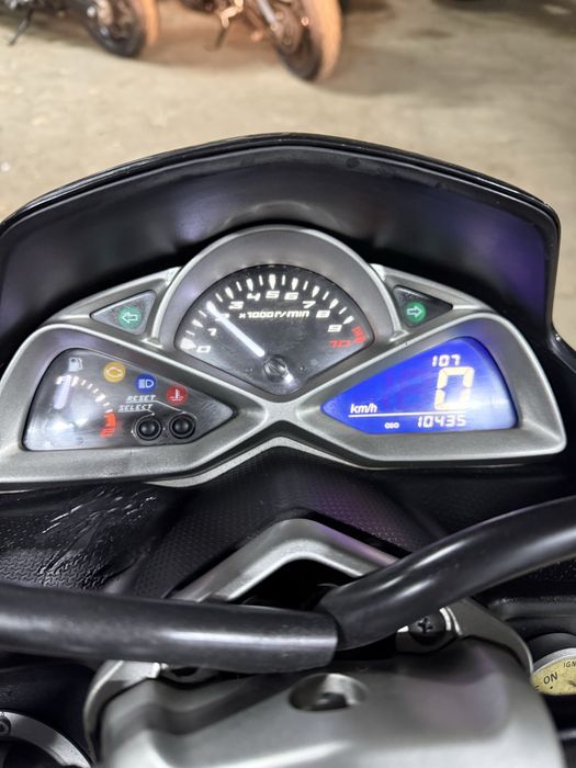 Японський максіскутер Yamaha magesty 155 кубів з Японії