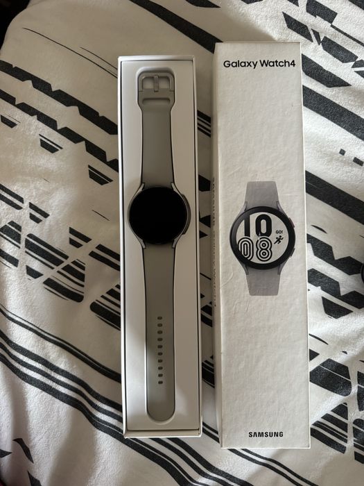 Samsung Galaxy Watch 4