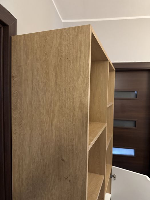 Regał Meblik UNI OAK białe fronty
