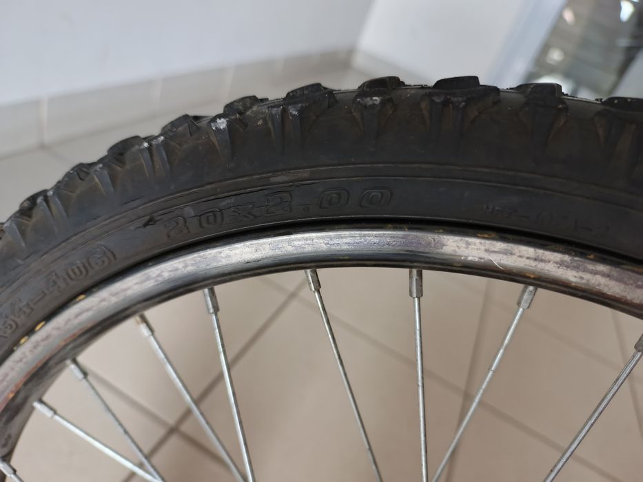 Sprzedam rower BMX dziecięcy.
