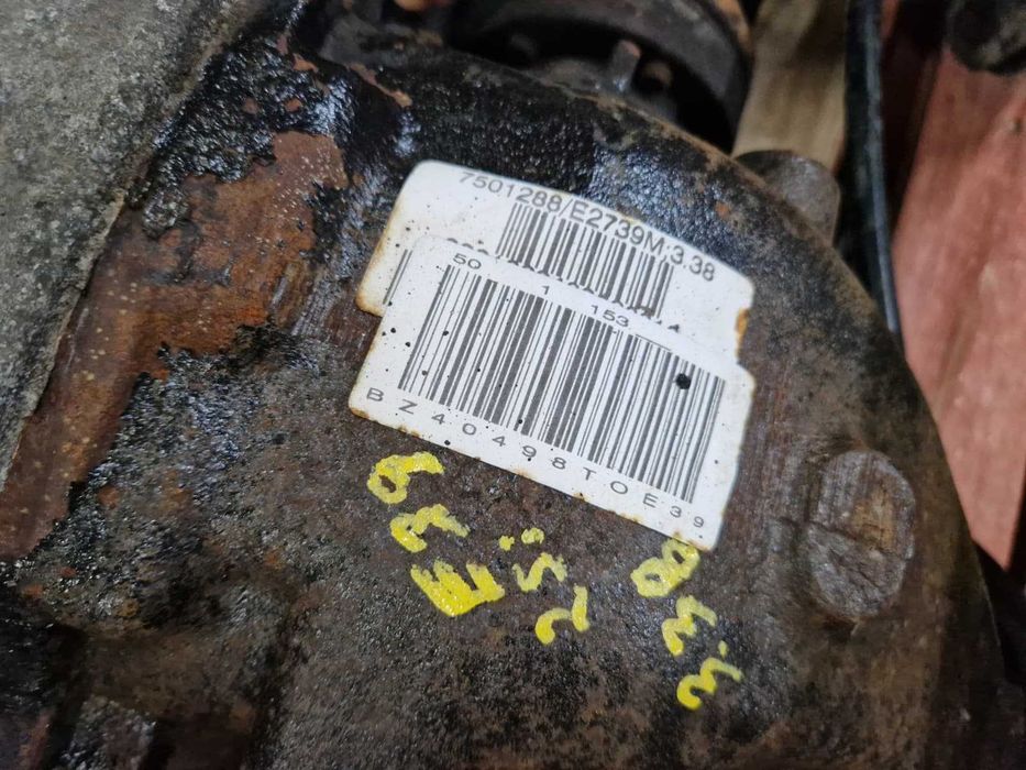 Eixo traseiro usado BMW SERIE 5 E39 525i 192CV diferencial 3.38 transmissões charriot