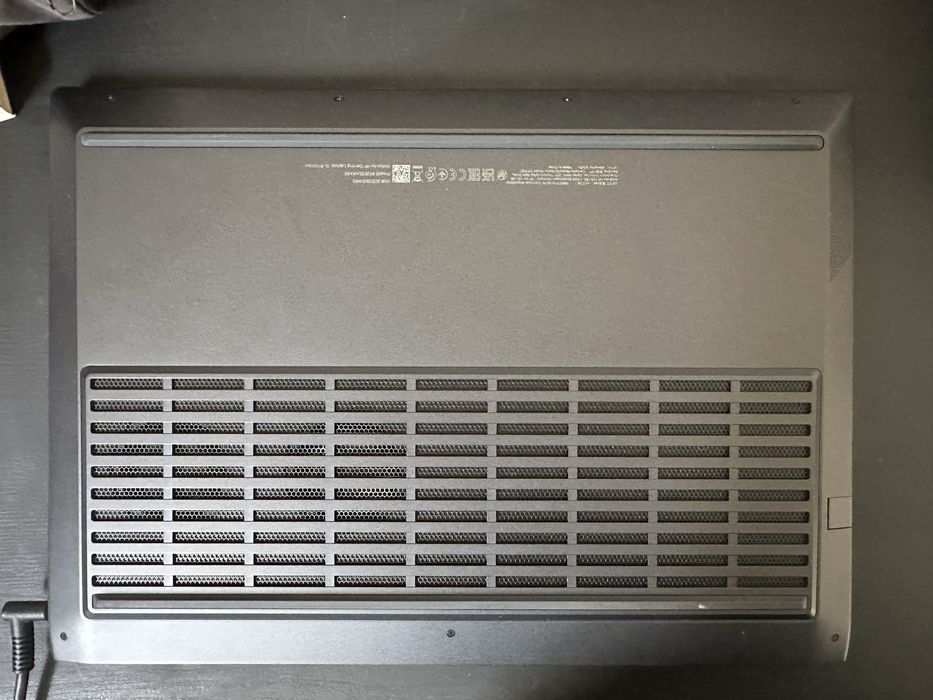 Potatil Gaming HP Victus Ryzen 5 16GB RTX2050  DDR5 de RAM 500GB SSD