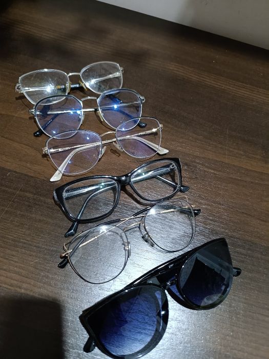 Окуляри (оправи)