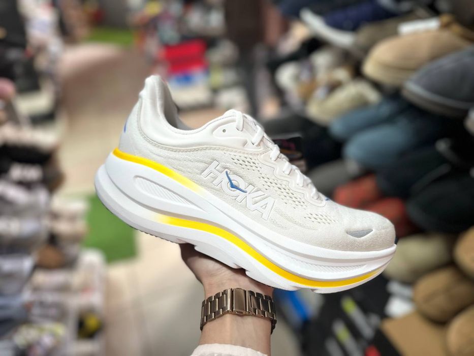 Кросівки Hoka Bondi 9 ( РОЗМІР 40 2/3, 42 2/3, 43 1/3 )