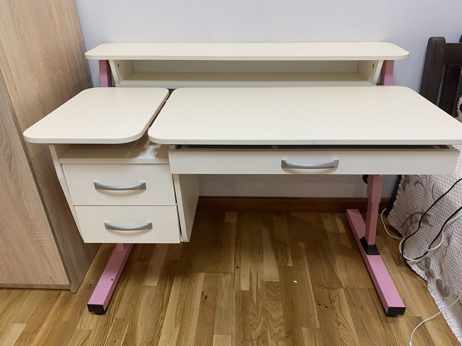 Парта , що росте разом з дитиною